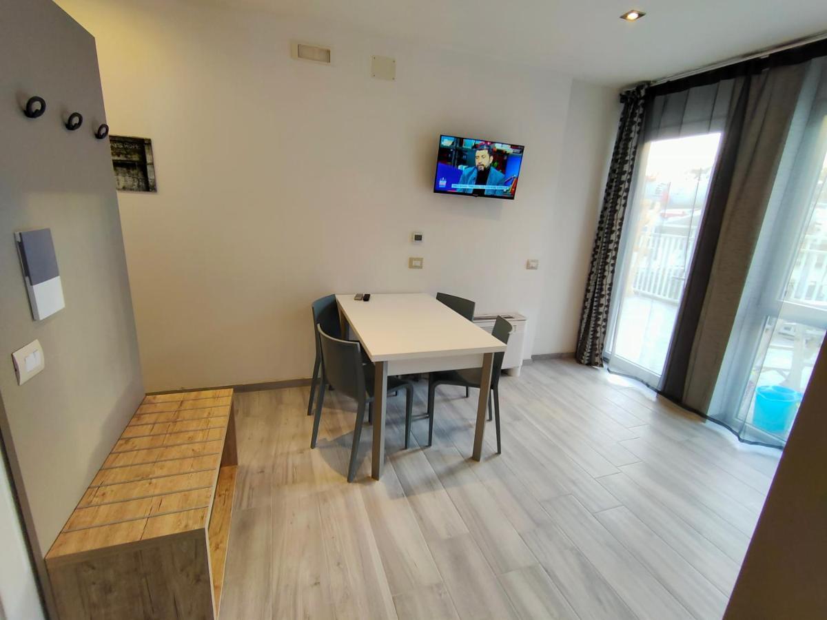 ריבה דל גארדה Residence Cristine מראה חיצוני תמונה